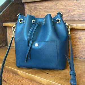 Michael Kors Bucket Bag